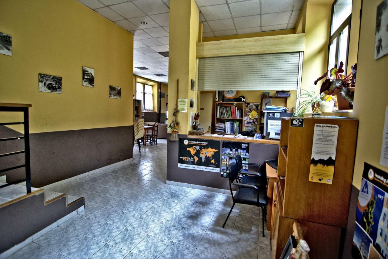 Albergue Juvenil De Bustiello Bustiello  Εξωτερικό φωτογραφία